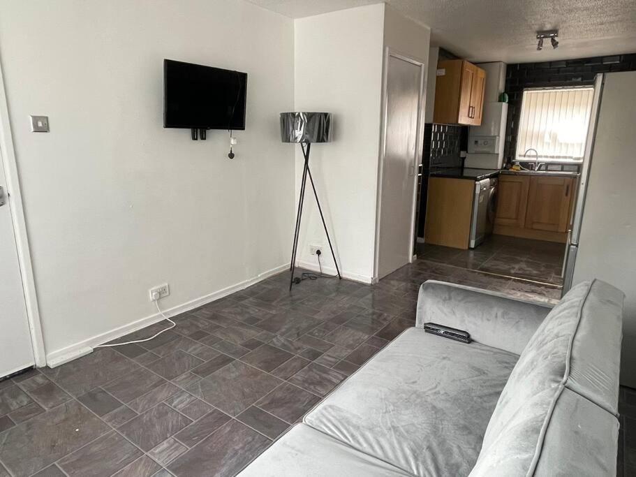 New! 4 Bedroom London House With Garden And Lawn Dış mekan fotoğraf
