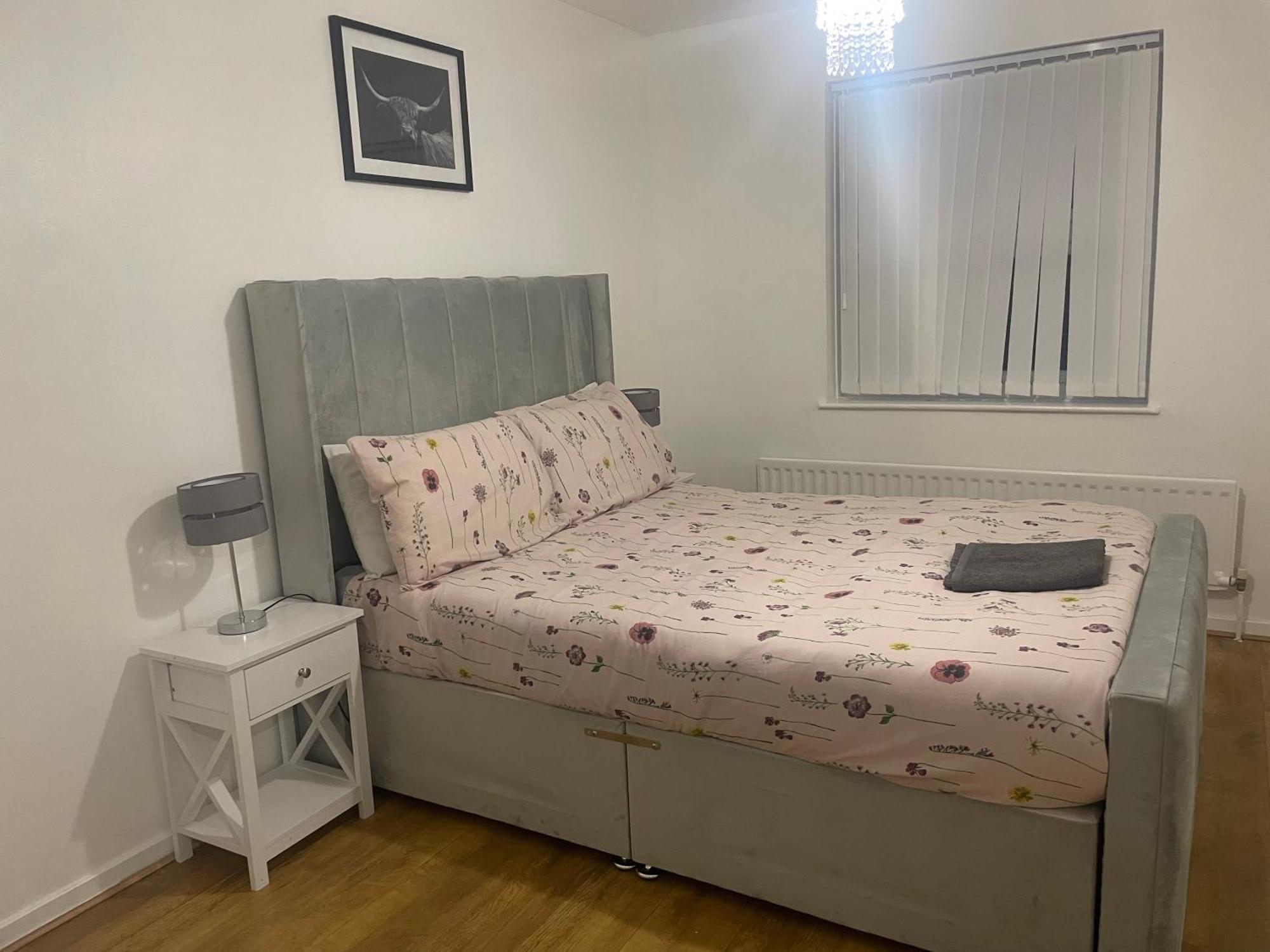 New! 4 Bedroom London House With Garden And Lawn Dış mekan fotoğraf